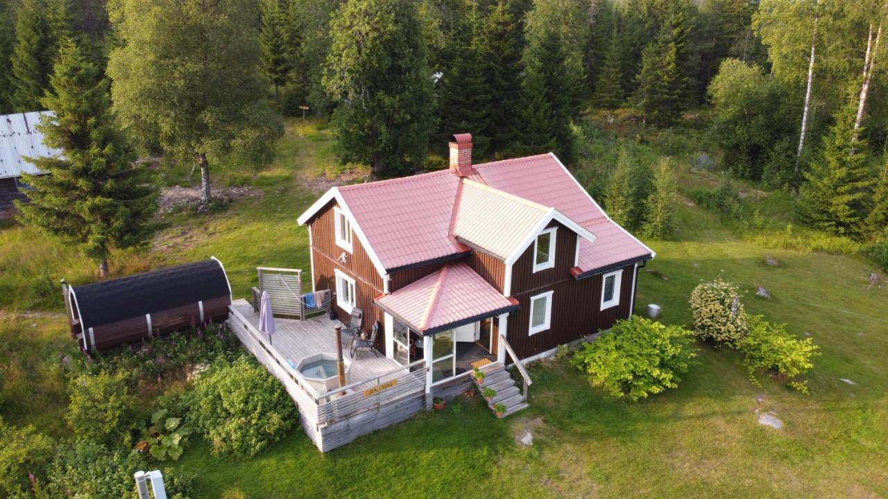 Cozy Forest Cabin With Amazing Mountain View ทอร์สบี ภายนอก รูปภาพ